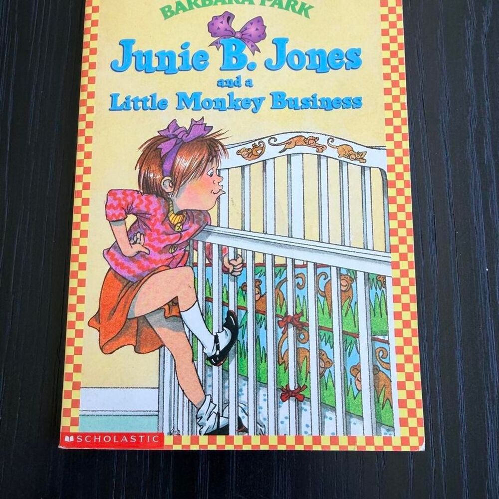 Vintage Junie B. Jones 3 Book Bundle - Picture 2 of 5